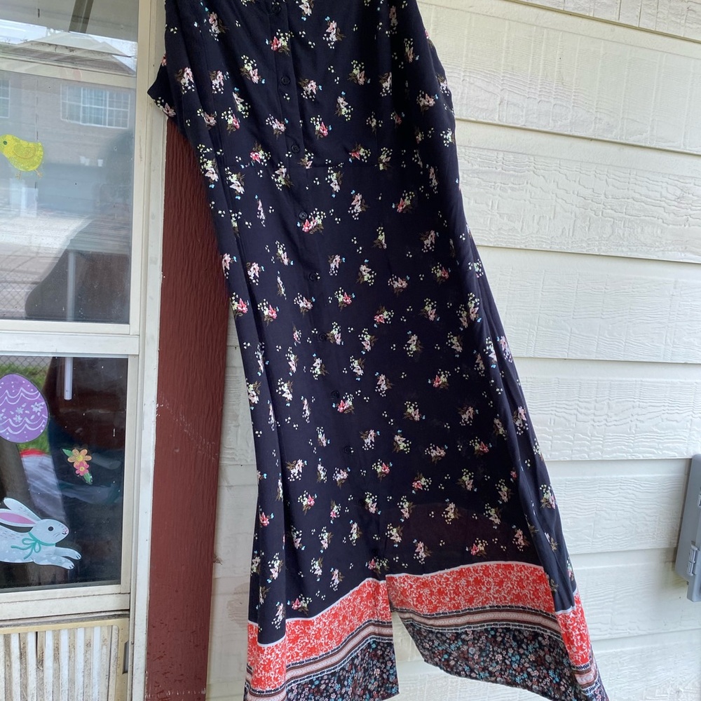 Floral Sleeveless Dress with Red and White Accents